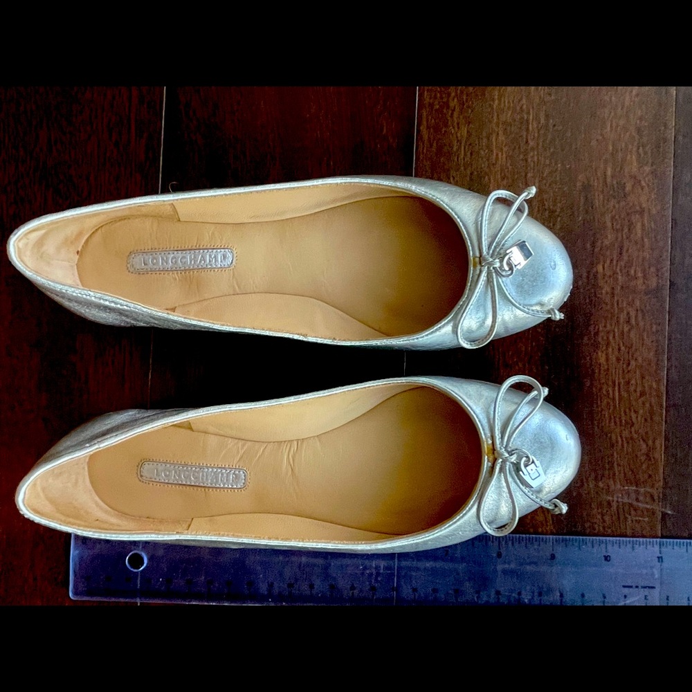 Longchamp silver ballet flats size 5/35